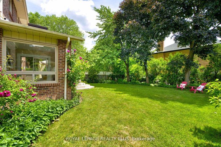 Photo 45 at 1760 Featherston Court, Erin Mills, Mississauga