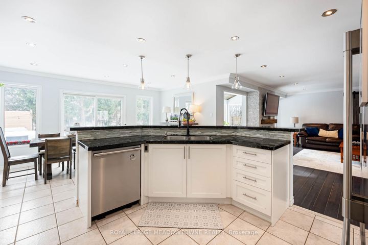 Photo 13 at 19 Grist Mill Drive, Georgetown, Halton Hills