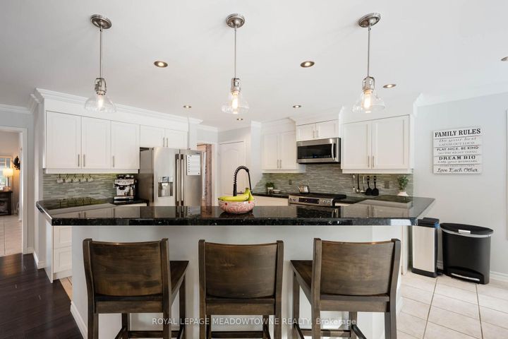 Photo 15 at 19 Grist Mill Drive, Georgetown, Halton Hills