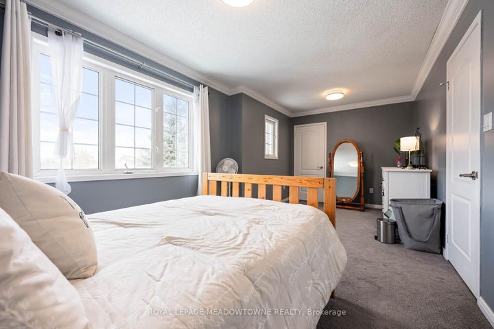 Photo 36 at 19 Grist Mill Drive, Georgetown, Halton Hills