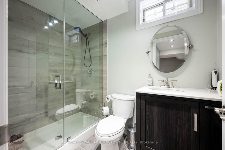 Photo 39 at 19 Grist Mill Drive, Georgetown, Halton Hills