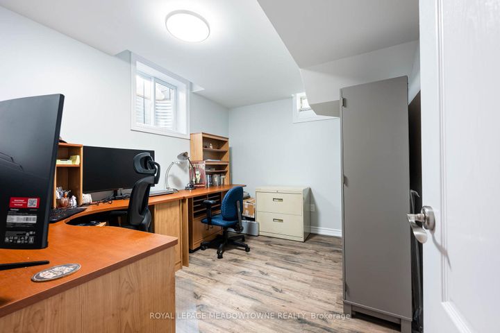 Photo 44 at 19 Grist Mill Drive, Georgetown, Halton Hills