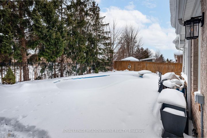 Photo 49 at 19 Grist Mill Drive, Georgetown, Halton Hills