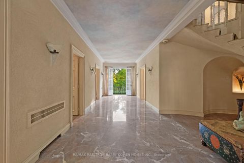 Photo 10 at 7 Alderbrook Drive, Don Mills, Toronto