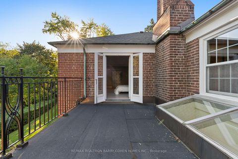 Photo 13 at 7 Alderbrook Drive, Don Mills, Toronto