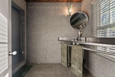 Photo 14 at 7 Alderbrook Drive, Don Mills, Toronto