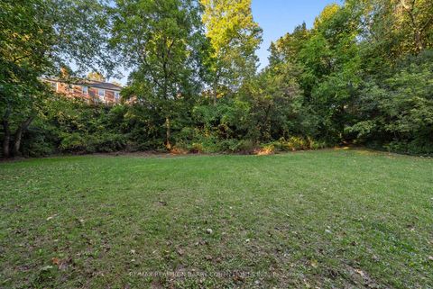 Photo 24 at 7 Alderbrook Drive, Don Mills, Toronto