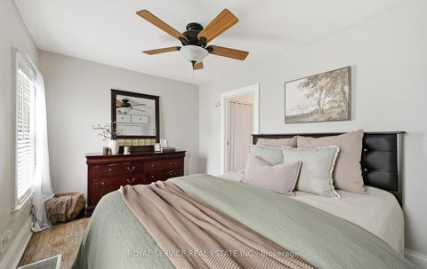 Photo 19 at 14 Liberty Place, Bowmanville, Clarington