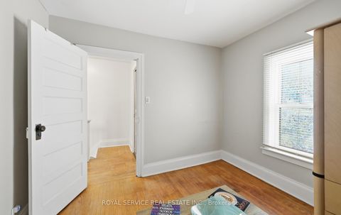 Photo 21 at 14 Liberty Place, Bowmanville, Clarington