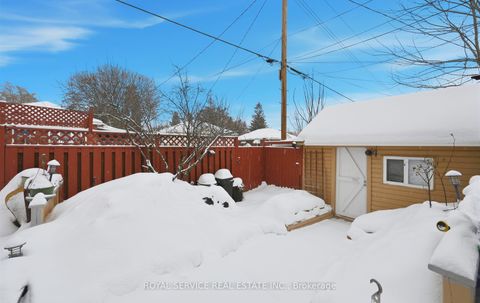 Photo 30 at 14 Liberty Place, Bowmanville, Clarington