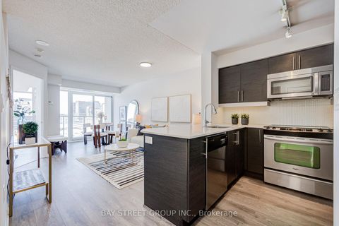 Photo 7 at 713 - 125 Western Battery Road, Niagara, Toronto