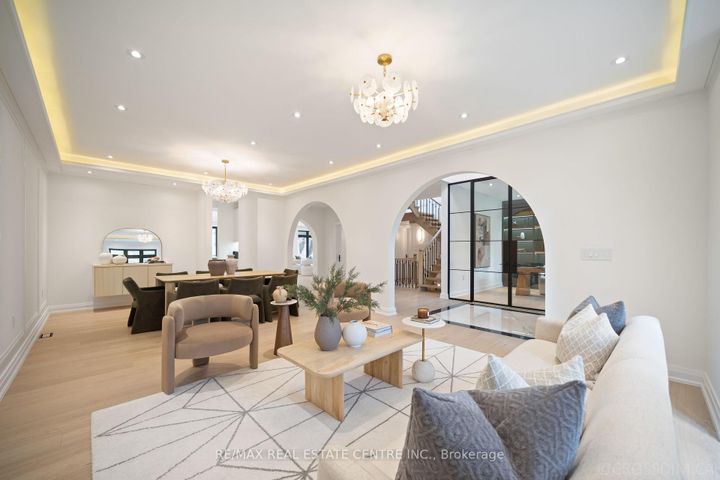 Photo 2 at 1065 Rebecca Street, WO West, Oakville