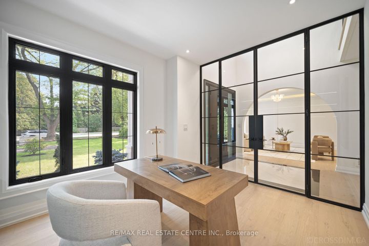 Photo 4 at 1065 Rebecca Street, WO West, Oakville