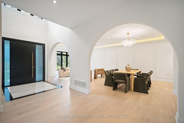 Photo 8 at 1065 Rebecca Street, WO West, Oakville