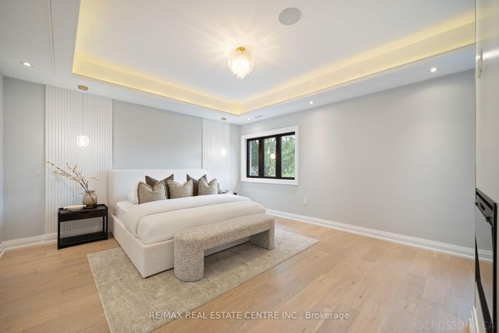 Photo 16 at 1065 Rebecca Street, WO West, Oakville