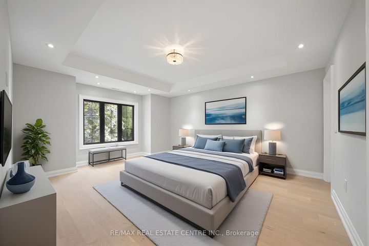 Photo 20 at 1065 Rebecca Street, WO West, Oakville