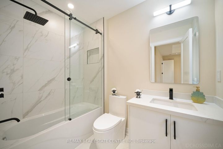 Photo 25 at 1065 Rebecca Street, WO West, Oakville