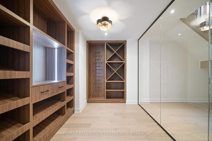 Photo 28 at 1065 Rebecca Street, WO West, Oakville