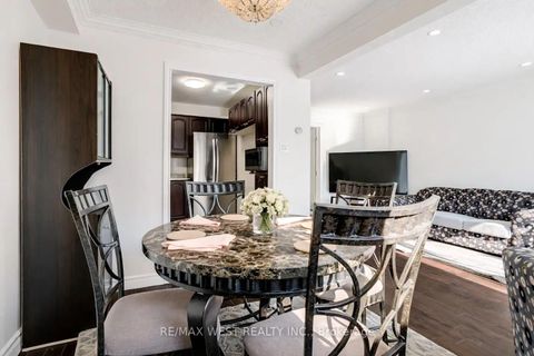 Photo 7 at 5 - 34 Dundalk Drive, Dorset Park, Toronto