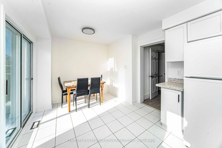 Photo 11 at 188 Milliken Meadows Drive, Milliken Mills West, Markham