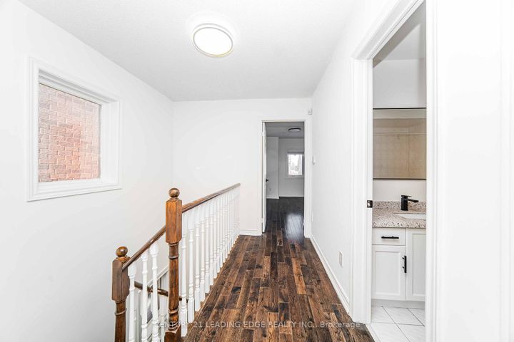 Photo 22 at 188 Milliken Meadows Drive, Milliken Mills West, Markham