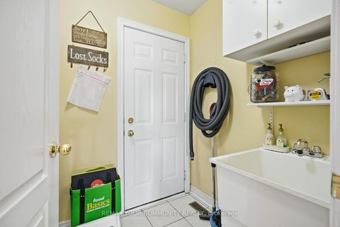 Photo 17 at 94 Sunridge Street, Oak Ridges, Richmond Hill