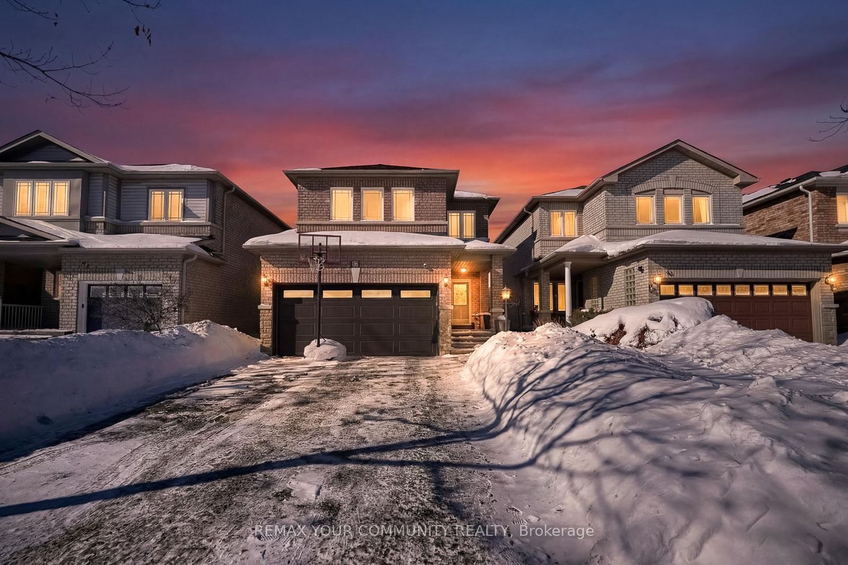 94 Sunridge Street, Oak Ridges, Richmond Hill photo number 2