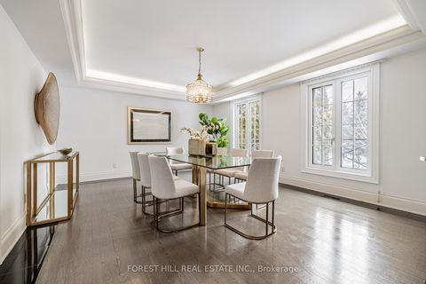 Photo 3 at 72 Aldershot Crescent, Windfields, Toronto