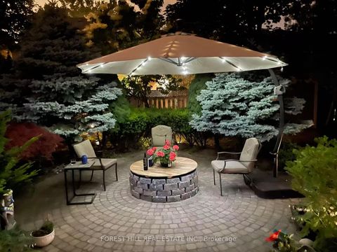 Photo 45 at 72 Aldershot Crescent, Windfields, Toronto