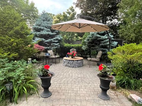 Photo 47 at 72 Aldershot Crescent, Windfields, Toronto