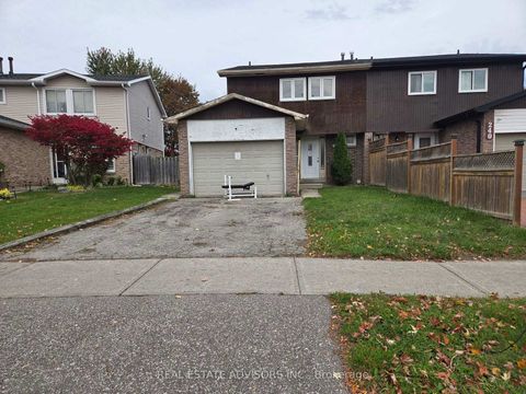 Photo 0 at 238 Braymore Boulevard, Rouge E11, Toronto