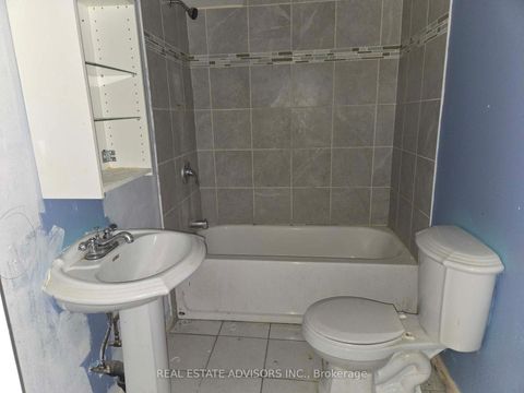 Photo 21 at 238 Braymore Boulevard, Rouge E11, Toronto