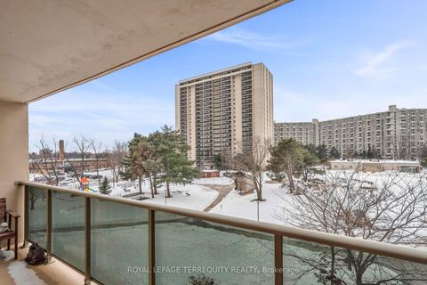 Photo 15 at 410 - 812 Burnhamthorpe Road, Markland Wood, Toronto