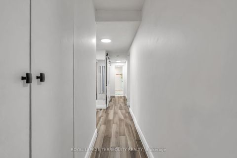 Photo 18 at 410 - 812 Burnhamthorpe Road, Markland Wood, Toronto