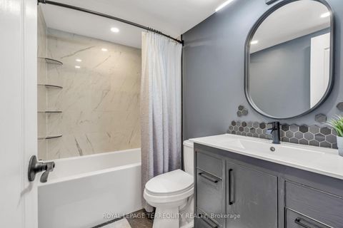 Photo 21 at 410 - 812 Burnhamthorpe Road, Markland Wood, Toronto