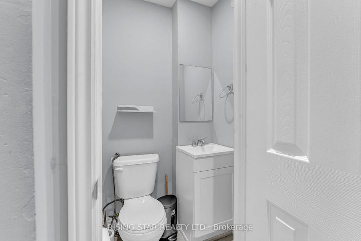 Photo 3 at 2 - 7440 GOREWAY Drive, Malton, Mississauga