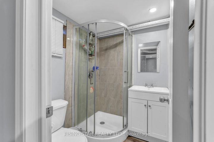 Photo 19 at 2 - 7440 GOREWAY Drive, Malton, Mississauga