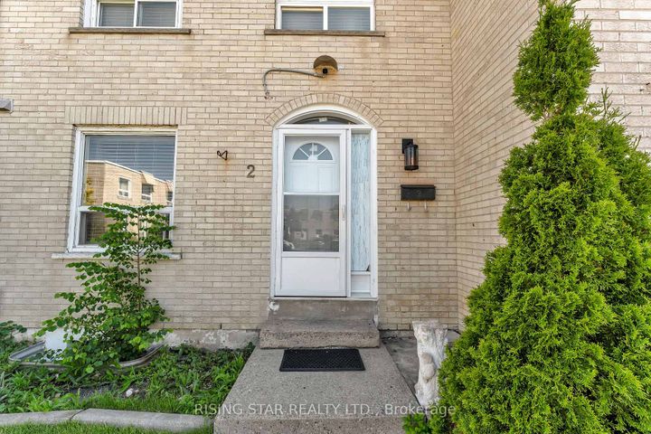 Photo 33 at 2 - 7440 GOREWAY Drive, Malton, Mississauga
