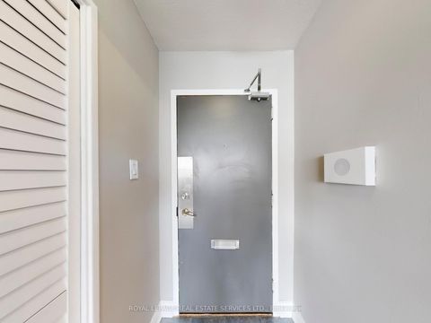 Photo 15 at 702 - 551 The West Mall, Etobicoke West Mall, Toronto