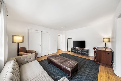 Photo 10 at 28 Macpherson Avenue, Annex, Toronto