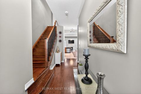Photo 5 at 99 Alexie Way, Vellore Village, Vaughan