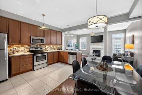 Photo 7 at 99 Alexie Way, Vellore Village, Vaughan