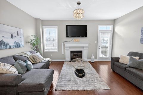 Photo 8 at 99 Alexie Way, Vellore Village, Vaughan