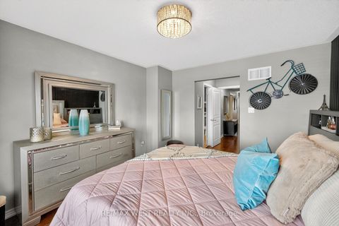 Photo 28 at 99 Alexie Way, Vellore Village, Vaughan