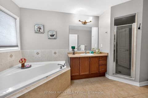 Photo 29 at 99 Alexie Way, Vellore Village, Vaughan