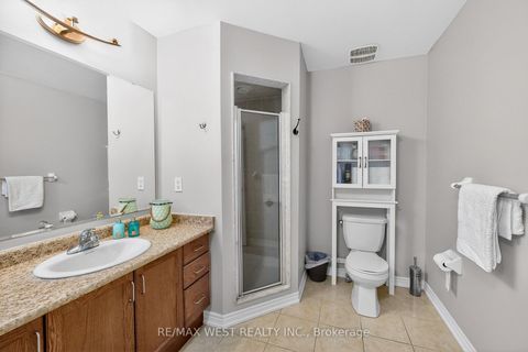 Photo 30 at 99 Alexie Way, Vellore Village, Vaughan