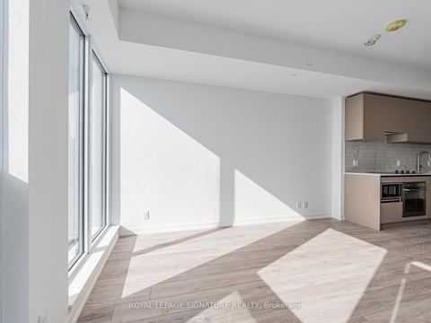 Photo 11 at 3311 - 55 Mercer Street, Waterfront Communities C1, Toronto