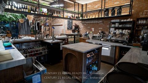 Photo 8 at 337 KING Street W, Waterfront Communities C1, Toronto