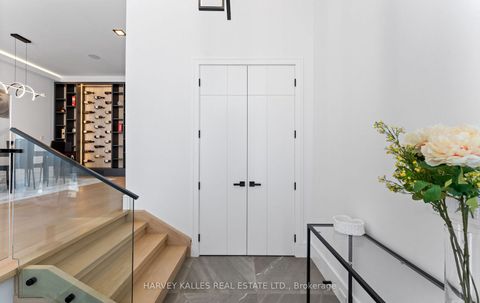 Photo 2 at 656 Oriole Parkway, Eglinton, Toronto