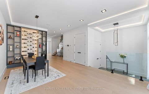 Photo 4 at 656 Oriole Parkway, Eglinton, Toronto